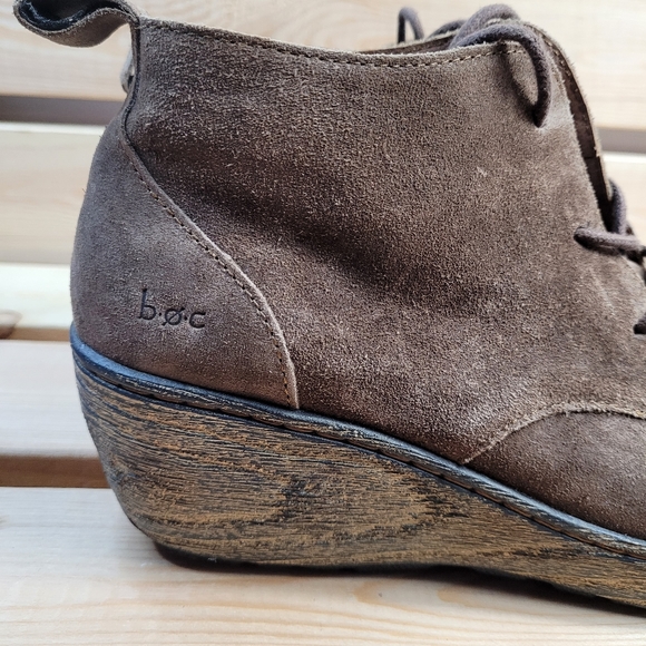 B.O.C brown ankle boots women size 7M - Picture 2 of 10